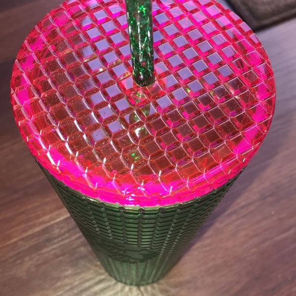 Starbucks Spring 2023 Watermelon Grid Green Pink Lid 24oz Cold Cup Tumbler NWT - Picture 3 of 6